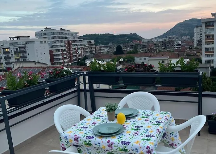 Noel's House Shkodër