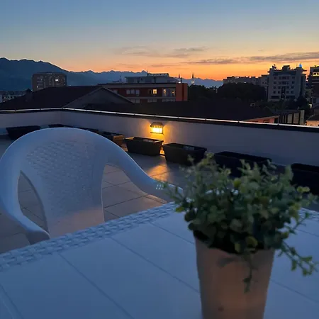 Apartment Noel's House *